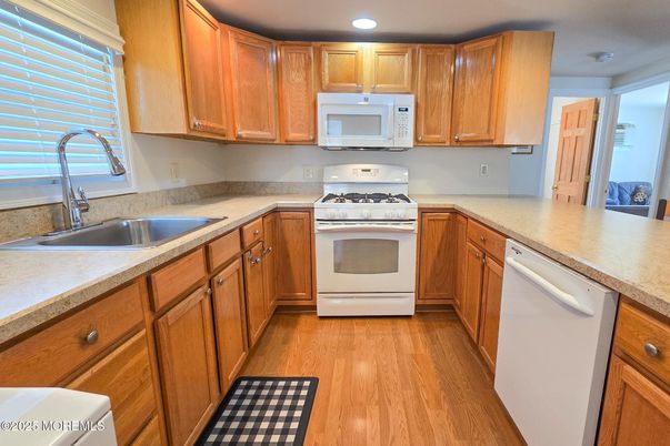 Interior, Kitchen, Recessed Lighting, Wood Texture Flooring
