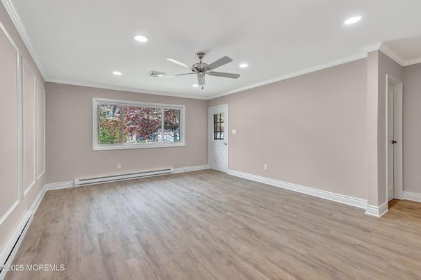 Empty room, Interior, Recessed Lighting, Wood Texture Flooring