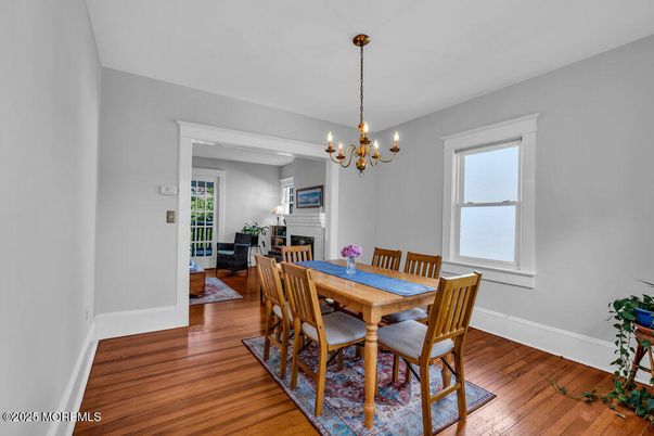 Chandelier, Dining room, Fireplace, Interior, Wood Texture Flooring