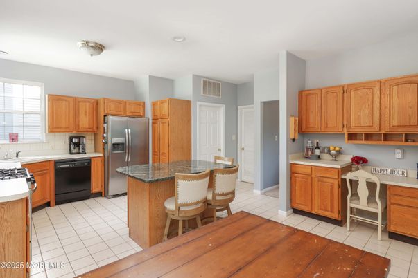 Dining room, Interior, Kitchen, Recessed Lighting, Stainless Steel Appliances
