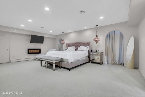 Bedroom, Chandelier, Fireplace, Interior, Pendant Lights, Recessed Lighting