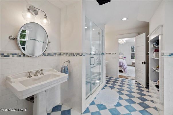 Bathroom, Bedroom, Glass Shower, Interior, Recessed Lighting