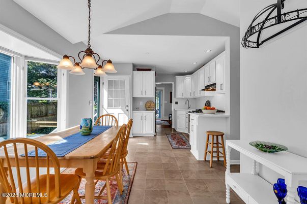 Dining room, Interior, Kitchen, Pendant Lights, Recessed Lighting
