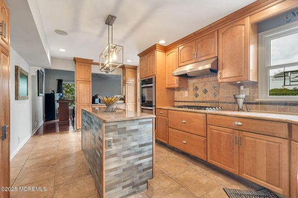 Interior, Kitchen, Pendant Lights, Recessed Lighting