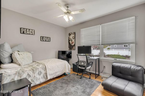 Bedroom, Home Office, Interior, Wood Texture Flooring