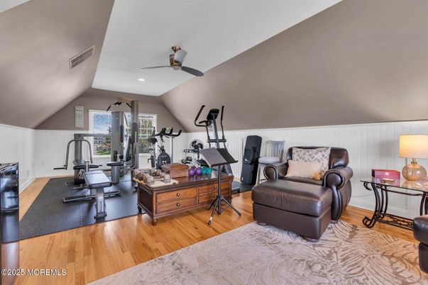 Fitness Equipment, Interior, Recessed Lighting, Wood Texture Flooring