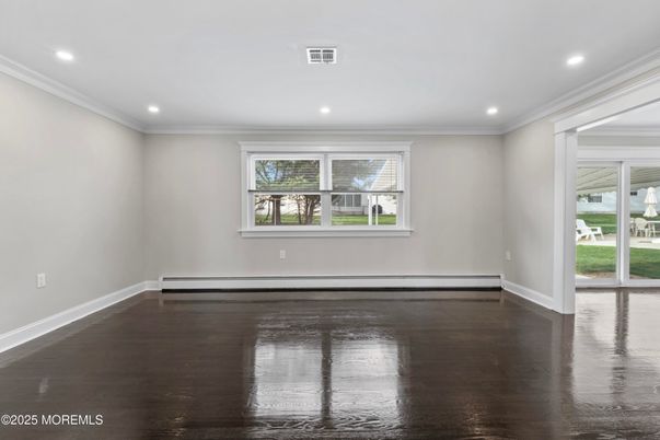 Empty room, Interior, Recessed Lighting, Wood Texture Flooring