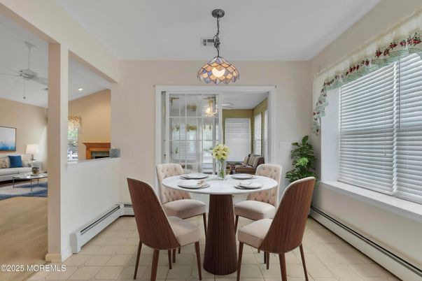Dining room, Interior, Pendant Lights, Recessed Lighting