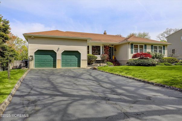 Attached, Exterior, Facade, Brick Facade, Ranch