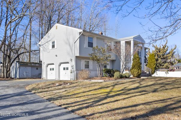 Attached, Exterior, Facade, Farmhouse