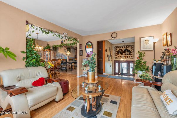 Chandelier, Dining room, Interior, Living room, Wood Texture Flooring