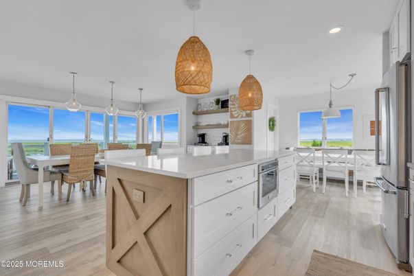 Dining room, Interior, Kitchen, Pendant Lights, Recessed Lighting, Wood Texture Flooring