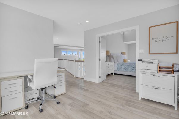 Bedroom, Home Office, Interior, Recessed Lighting, Wood Texture Flooring