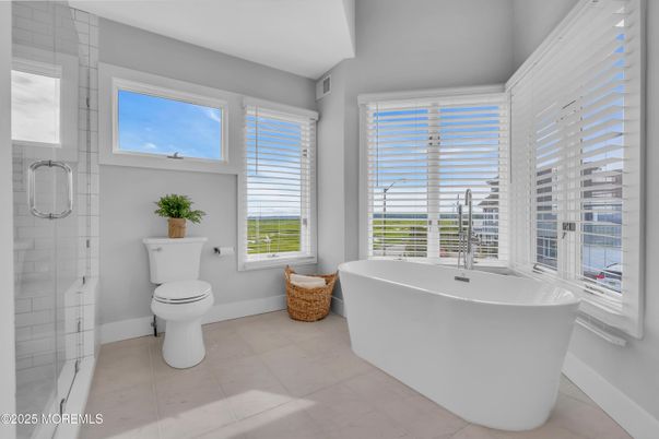 Bathroom, Free Standing Baths, Glass Shower, Interior