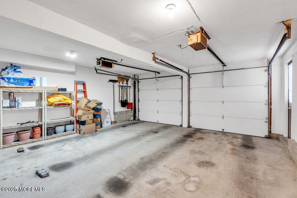 Garage, Interior