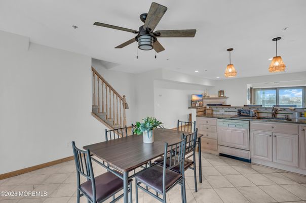 Dining room, Interior, Kitchen, Pendant Lights, Recessed Lighting