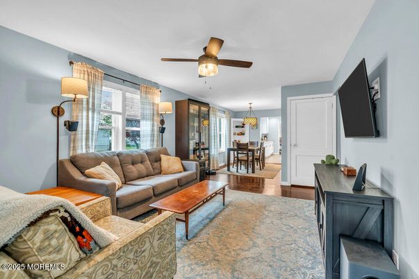 Chandelier, Dining room, Interior, Living room, Wood Texture Flooring