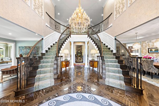 Chandelier, Dining room, Interior, Recessed Lighting, Wood Texture Flooring