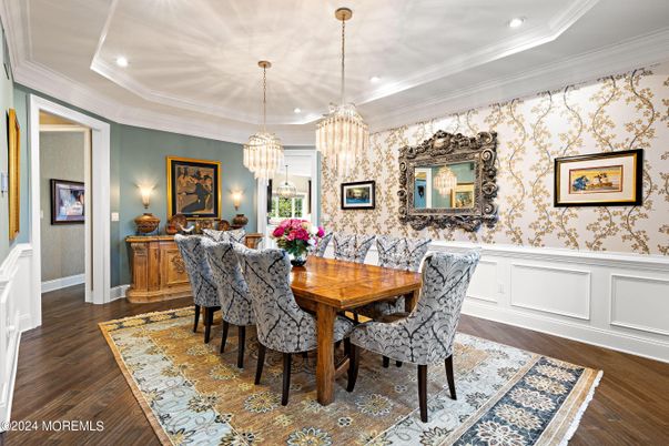 Chandelier, Dining room, Interior, Pendant Lights, Recessed Lighting, Wood Texture Flooring