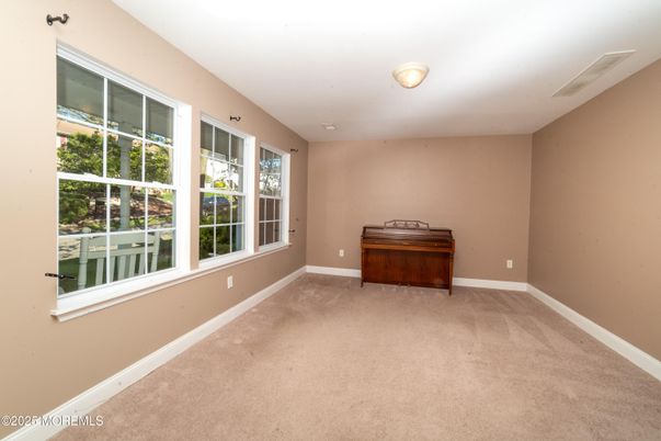 Empty room, Interior, Piano
