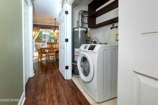 Dining room, Interior, Pendant Lights, Washer, Wood Texture Flooring