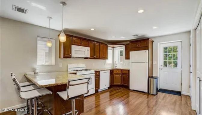 Interior, Kitchen, Pendant Lights, Recessed Lighting, Wood Texture Flooring