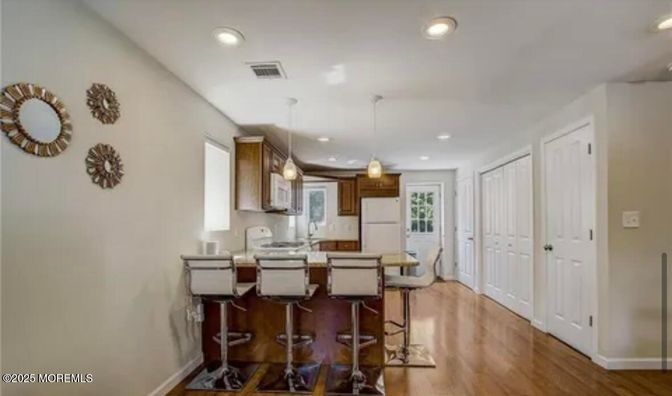 Interior, Kitchen, Pendant Lights, Recessed Lighting, Wood Texture Flooring