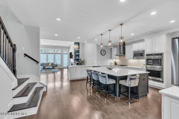 Interior, Kitchen, Living room, Pendant Lights, Recessed Lighting, Stainless Steel Appliances, Wood Texture Flooring