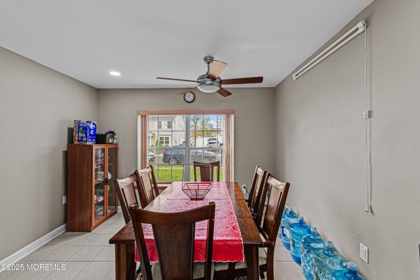 Dining room, Interior, Recessed Lighting