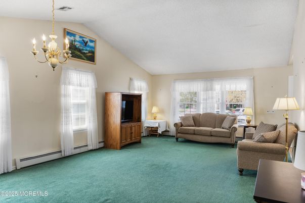 Chandelier, Interior, Living room