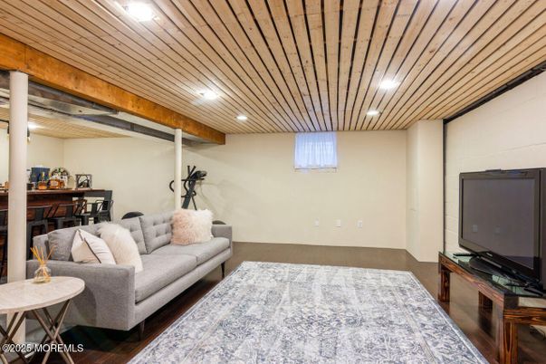 Interior, Living room, Recessed Lighting, Wooden Beams, Wooden Ceilings, Wood Texture Flooring