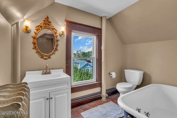 Bathroom, Free Standing Baths, Interior, Wood Texture Flooring