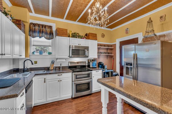Chandelier, Interior, Kitchen, Stainless Steel Appliances, Wood Texture Flooring