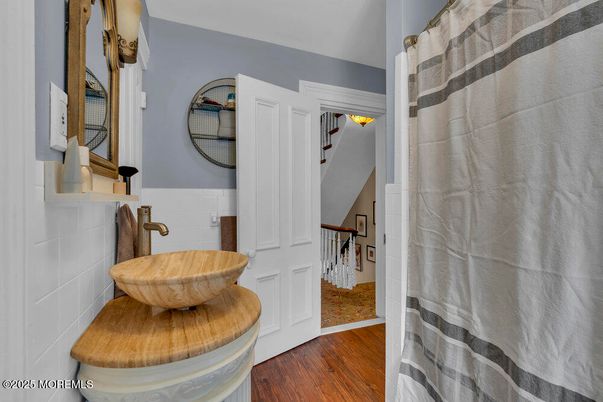 Bathroom, Interior, Wood Texture Flooring