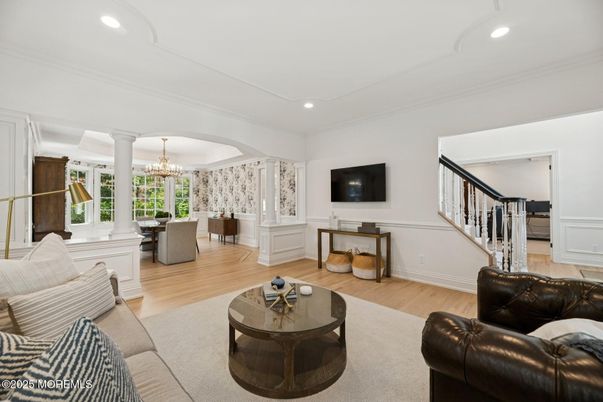 Chandelier, Dining room, Interior, Living room, Recessed Lighting, Wood Texture Flooring