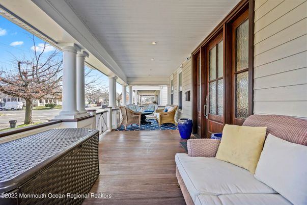 Dining room, Exterior, Interior, Recessed Lighting, Wood Texture Flooring