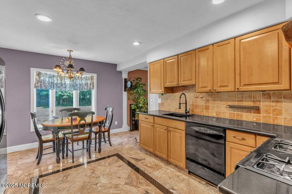 Chandelier, Dining room, Interior, Kitchen, Recessed Lighting