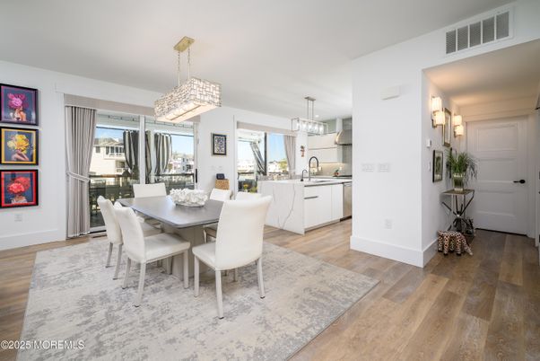 Chandelier, Dining room, Interior, Kitchen, Pendant Lights, Wood Texture Flooring