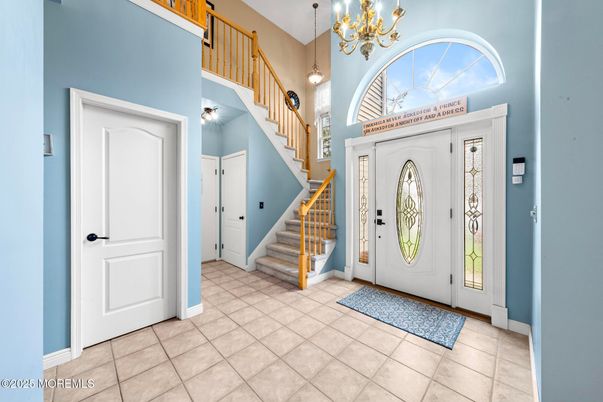 Chandelier, Interior, Pendant Lights