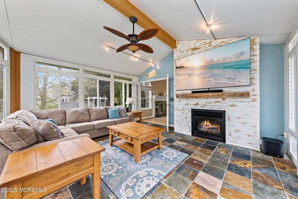Fireplace, Interior, Living room