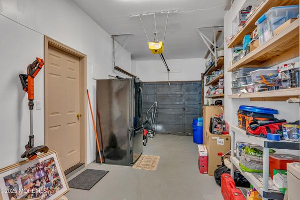 Garage, Interior