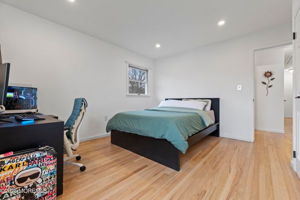 Bedroom, Home Office, Interior, Recessed Lighting, Wood Texture Flooring