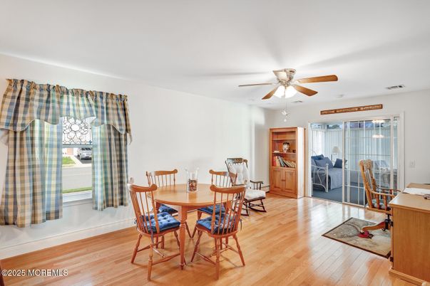 Dining room, Interior, Wood Texture Flooring