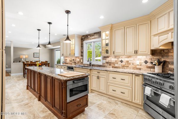 Interior, Kitchen, Pendant Lights, Recessed Lighting, Stainless Steel Appliances