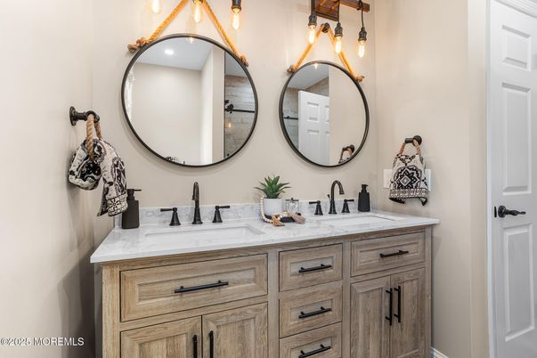 Bathroom, Dual Sink Vanities, Interior