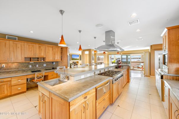 Interior, Kitchen, Pendant Lights, Recessed Lighting, Stainless Steel Appliances