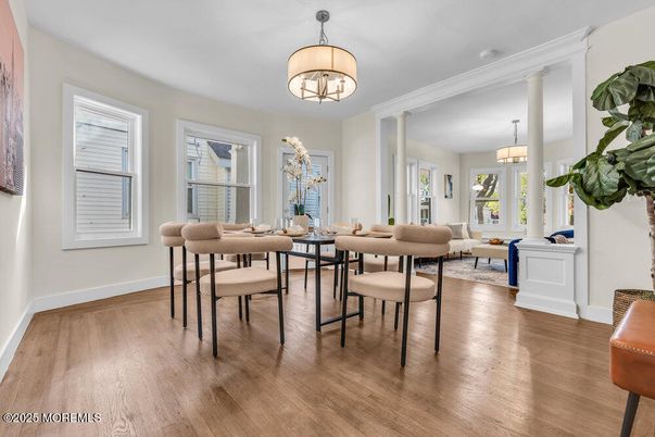 Chandelier, Dining room, Interior, Living room, Pendant Lights, Wood Texture Flooring