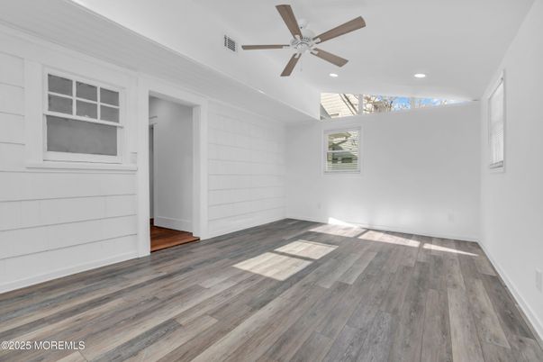 Empty room, Interior, Recessed Lighting, Wood Texture Flooring
