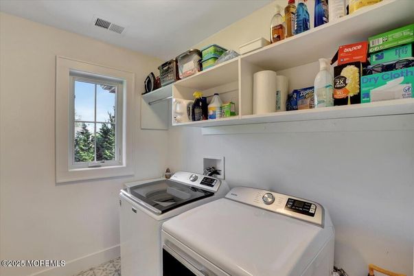 Interior, Washer
