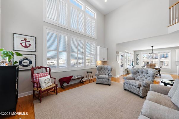 Dining room, Interior, Living room, Pendant Lights, Recessed Lighting, Wood Texture Flooring